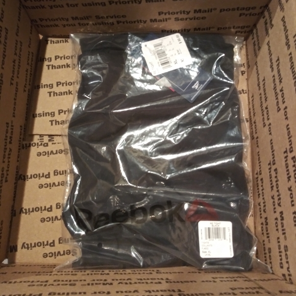 XS Reebok Run Tight Leggings - Picture 5 of 5